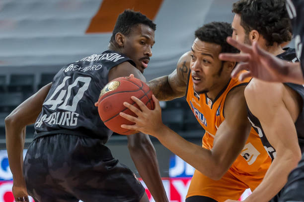 更因为他通 更因为他通